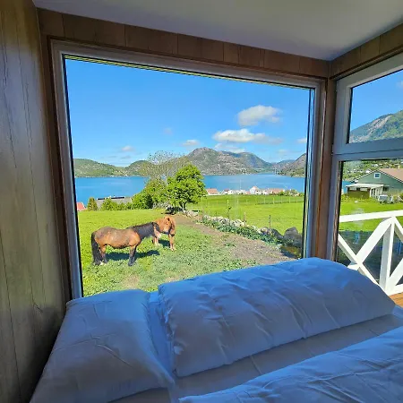 Lysefjorden - Goysa Gard Apartment Forsand Room photo